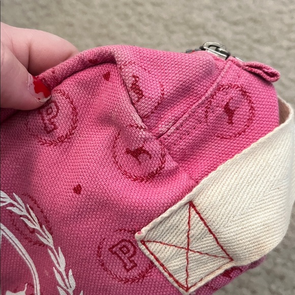 VS Pink makeup case - Picture 7 of 7